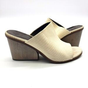 Coclico women EU 38.5 cream wedge sandals embossed leather wood heel clog Spain
